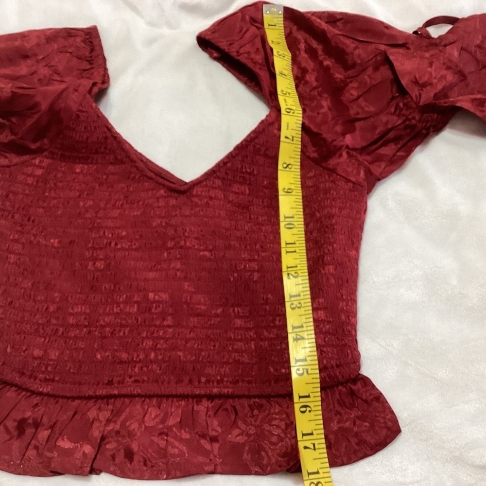 NEW Band of the Free Boho Lea Rhubarb Smocked Crop Top Boho Size XS Red Viscose - Picture 8 of 9